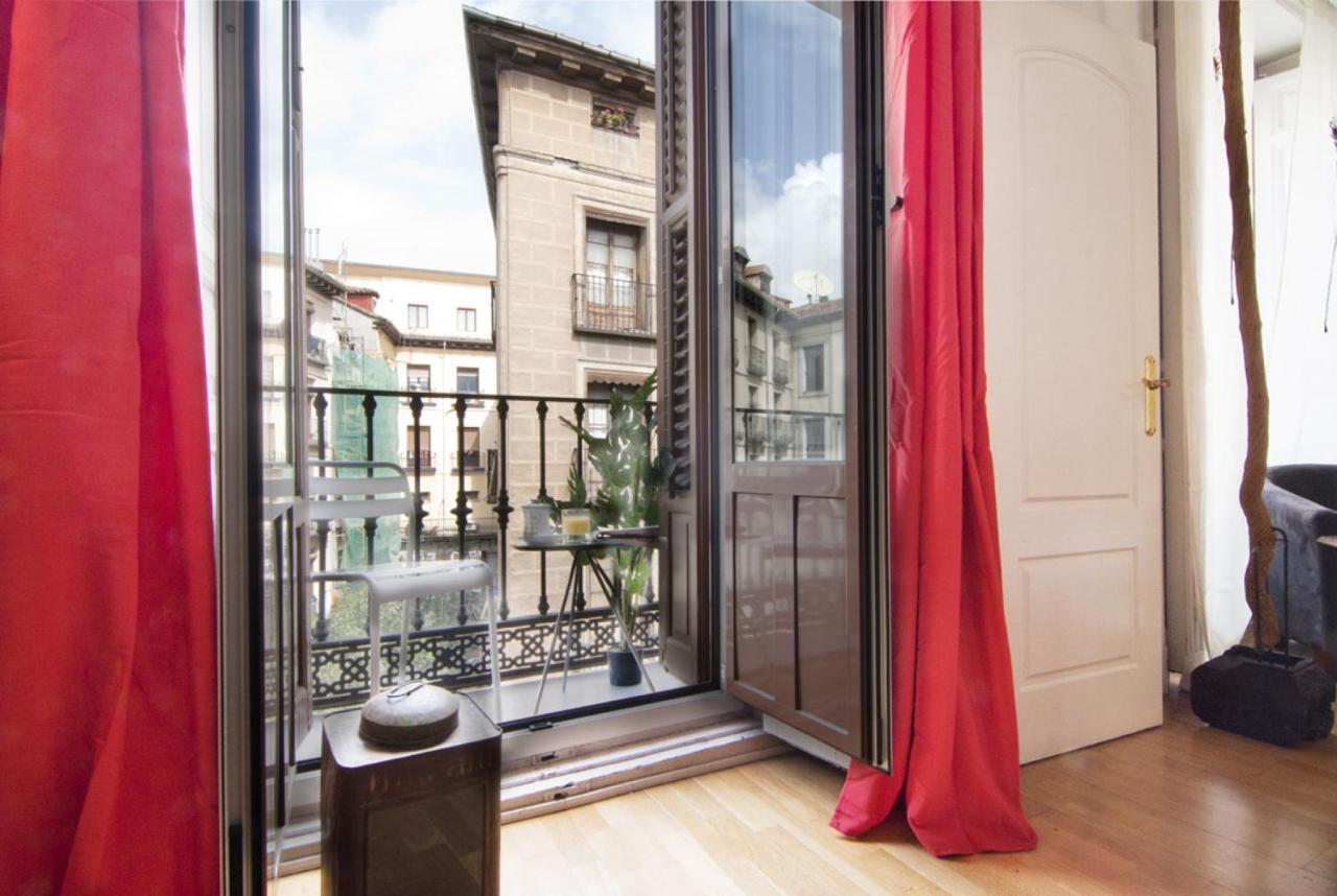 Apartamento Plaza Mayor III En Madrid Luaran gambar