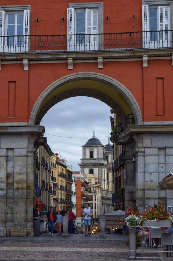 Apartamento Plaza Mayor III En Madrid Luaran gambar